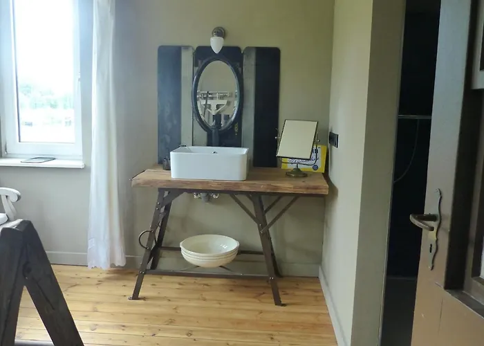 Schleusenmeistergehoeft * Gottesgnaden